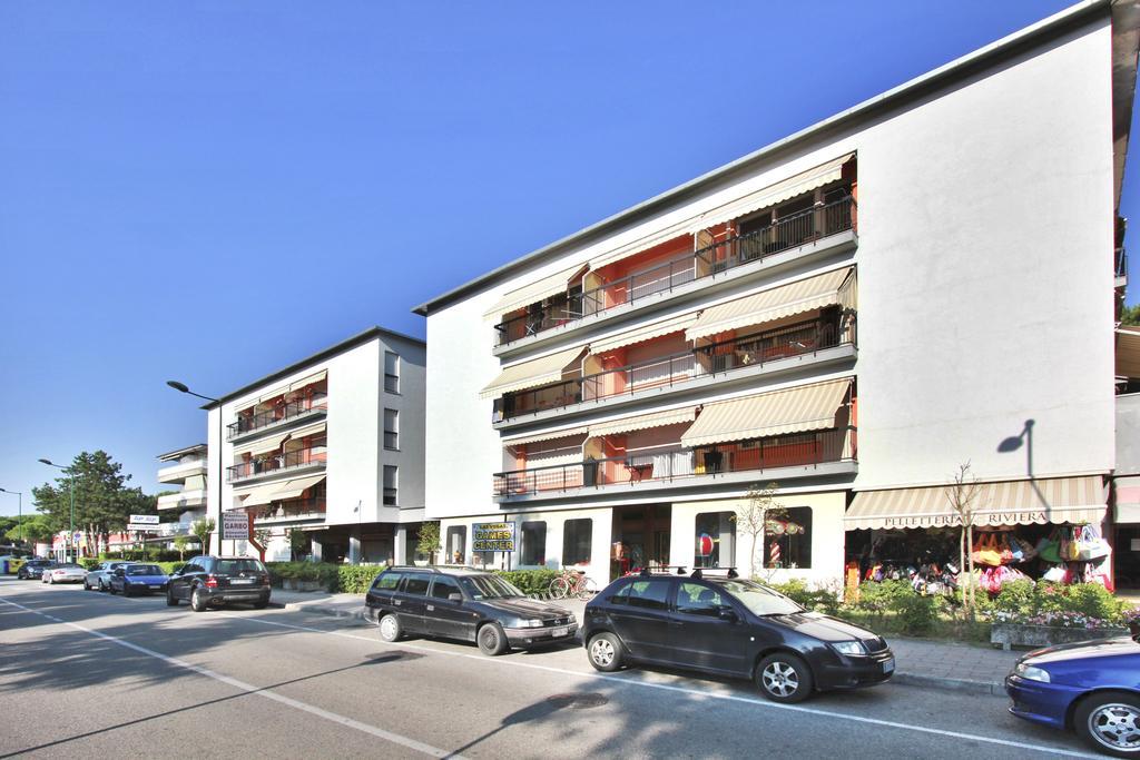 Condominio Croce del Sud Lignano Sabbiadoro Esterno foto