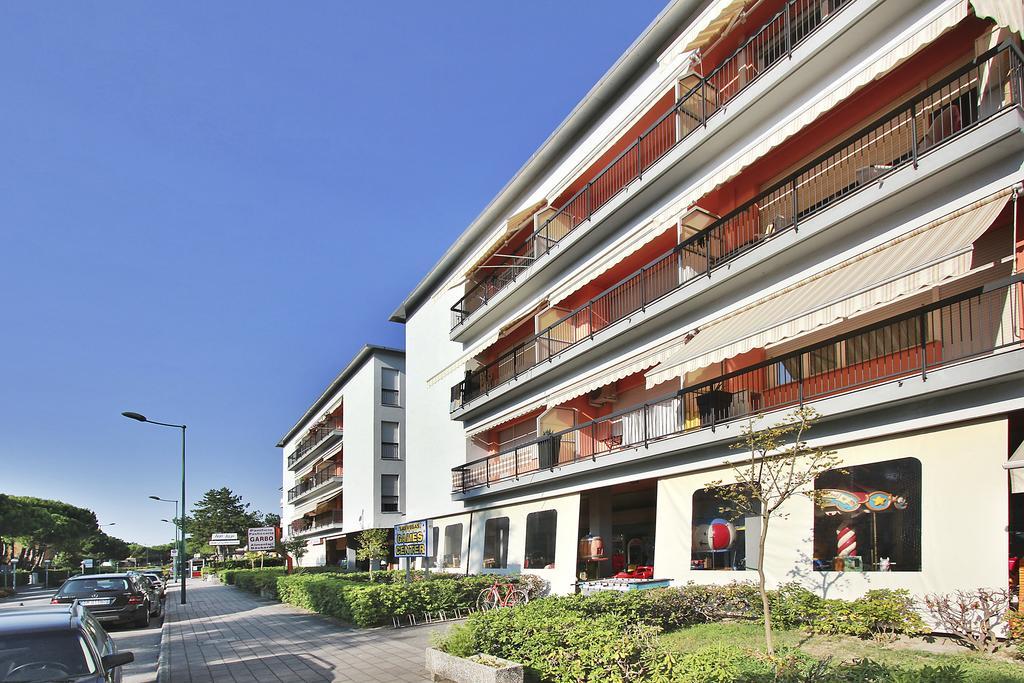 Condominio Croce del Sud Lignano Sabbiadoro Esterno foto